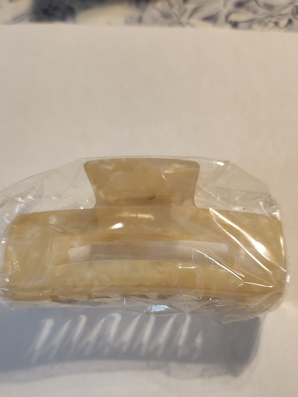NWOT Acetate Hair Clip 4 inches
